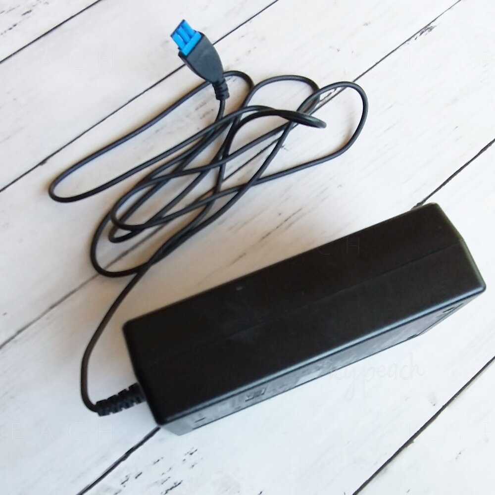 HP A/C Power Adapter C8187-60034 NO POWER CORD OEM Genuine Hewlett Packard